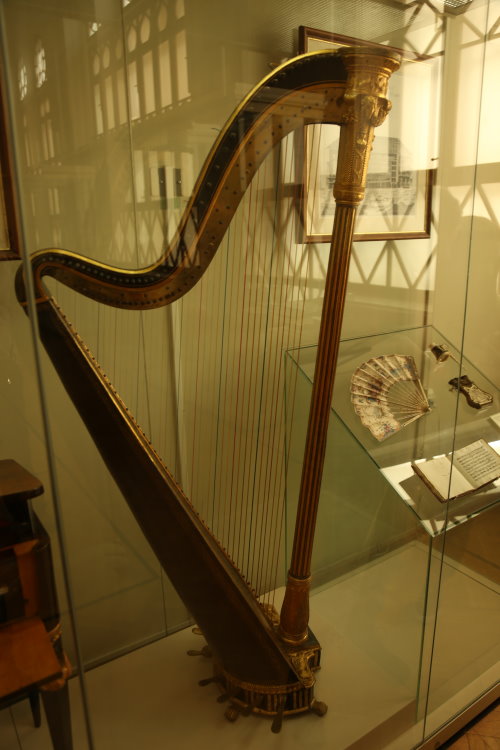 105.jpg